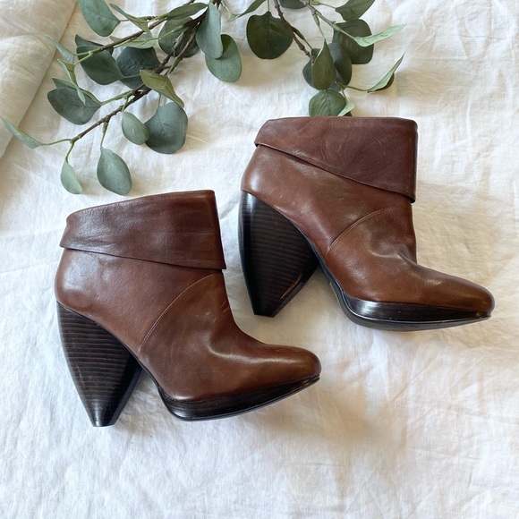 Brown genuine leather ankle platform boots. MAX STUDIO UMBERTO/ COGNAC - Picture 8 of 16